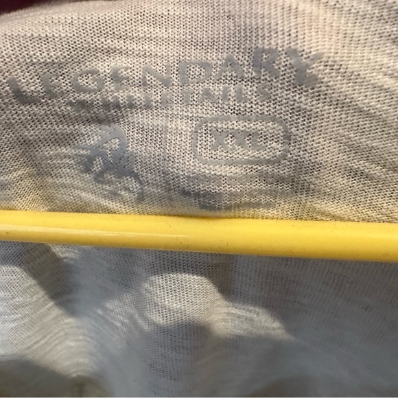 Legendary Whitetails XXL cream colored top with antler design - NWOT - Picture 3 of 10